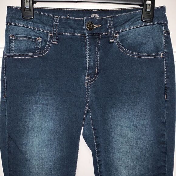 So Skinny Distressed  Jeggings Size 5 Juniors - Picture 2 of 10